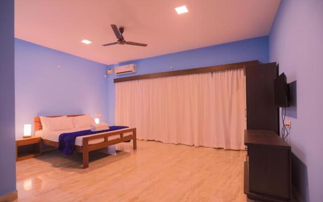 Pinnacle Mist , Calangute Beach Road
