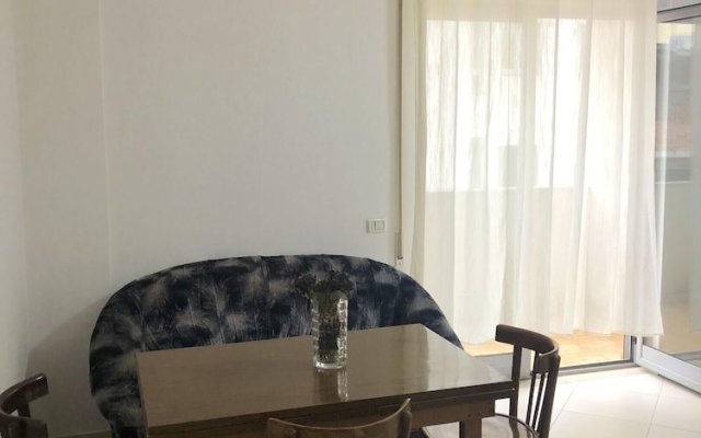 Apartment With 2 Bedrooms in Durrës, With Wonderful sea View and Furnished Terrace - 10 m From the Beach