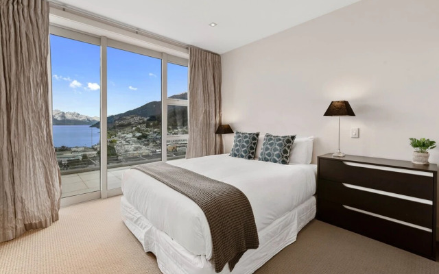 Catalina's Luxury Apartments