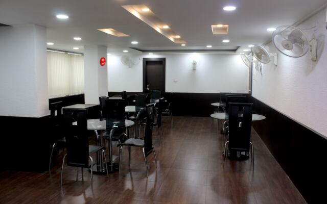OYO 3091 Hotel Ramdiri Residency