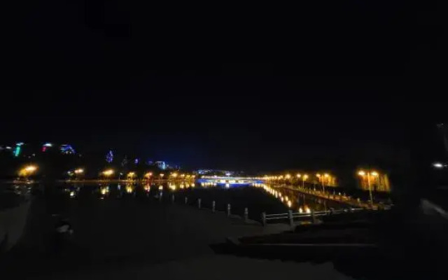 Yiran Hotel