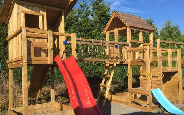 Lush Chalet In Septon With Sauna
