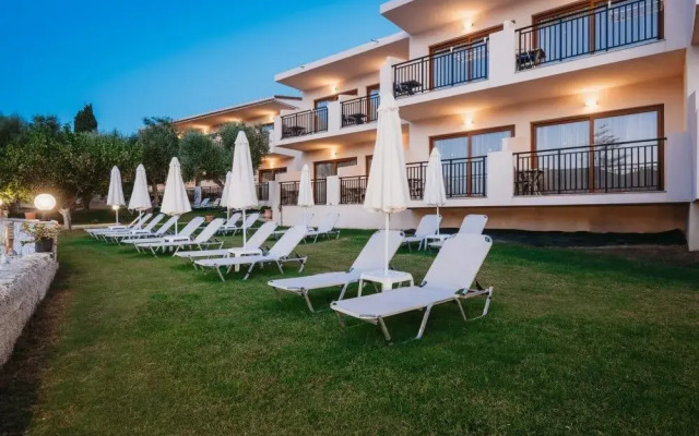 Potamitis Studios & Apartments