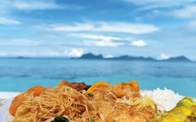 Bubblefish water villa