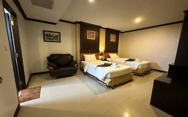 Chiang Rai Grand Room Hotel