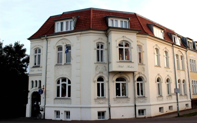 The Avalon Hotel