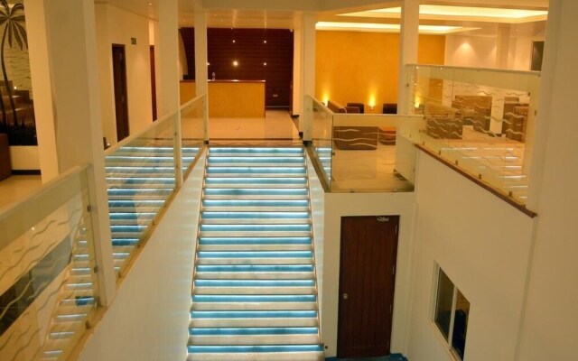 Beach Corridor Hotel & Spa with Free Airport Shuttle