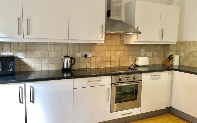 Stylish Apartments in Victoria & Westminster