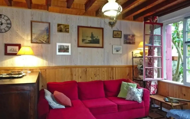 Semi-Detached House, Etretat