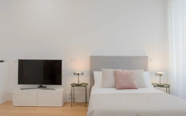 Liiiving in Porto Downtown Luxury Apartment 1R