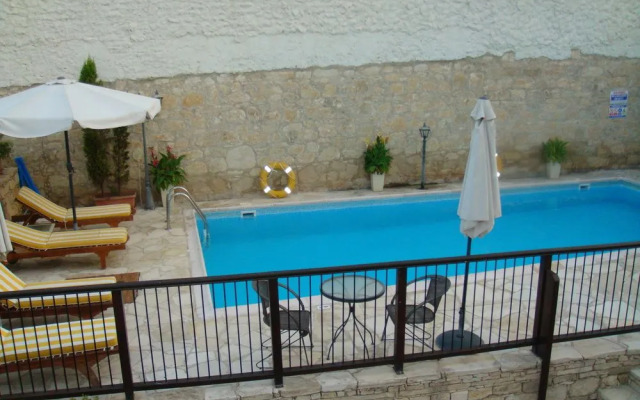 Avalon Village Houses