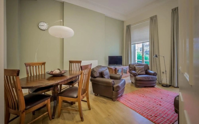 LSE Passfield Hall - Campus Accommodation