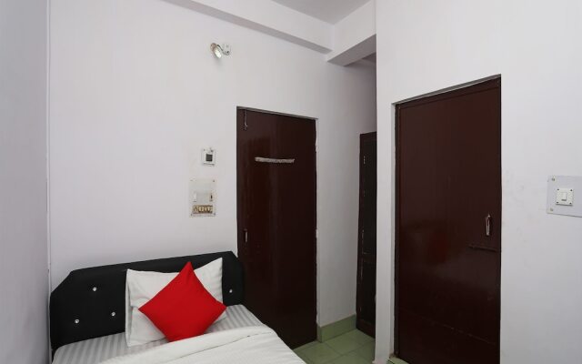 Oyo Flagship 30922 Hotel Aditya Inn