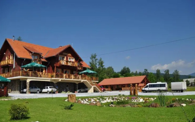 Pensiunea Karpatia