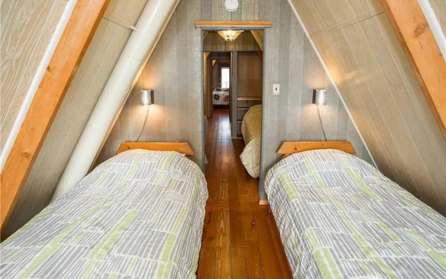 Sea Loft by RedAwning