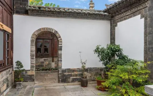 Fairyland Guesthouse (Jianshui Ancient City)