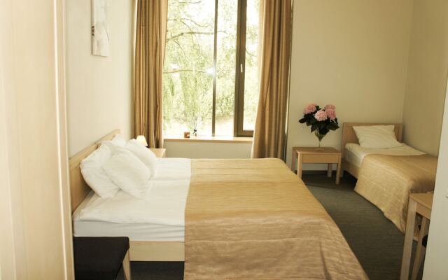 Zaliasis slenis - Self check-in hotel