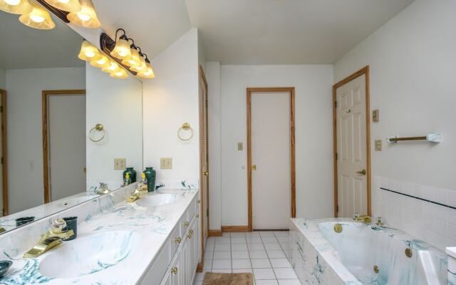 Mountain Majesty 4 Bedroom House