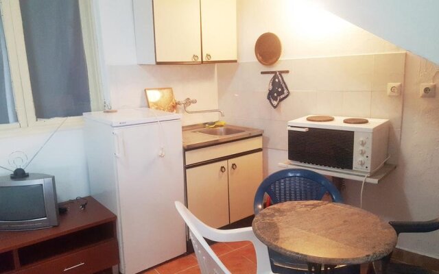 Prag Apartments & Rooms