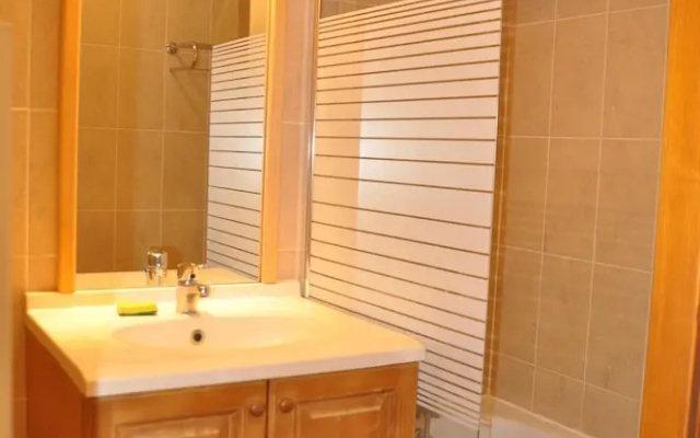 Hameau DE LA Vallee D'or - Gentiane 102 : 2 Pièces 4 Personnes / 2 Rooms 4 People