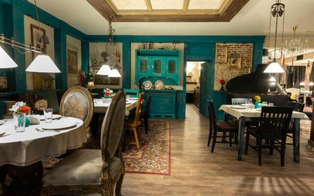 Andesite Boutique Residence Hotel