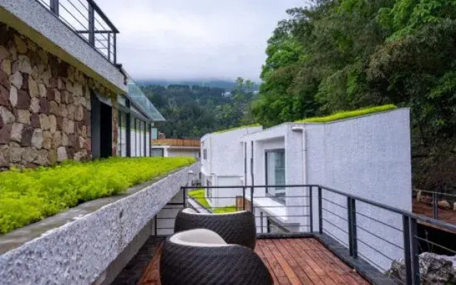 Yanyujian Hostel