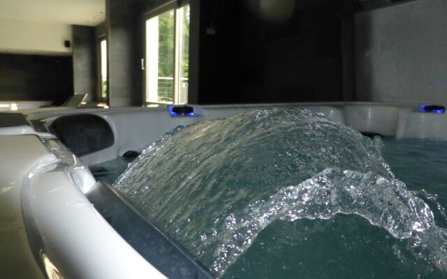 Le Clos Du Miroir