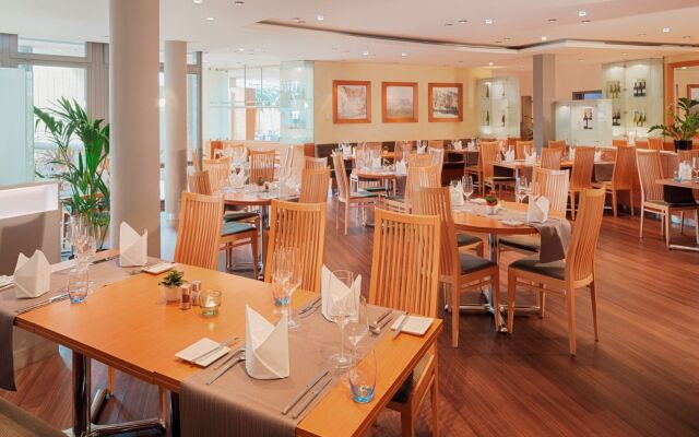 Mövenpick Hotel München Airport