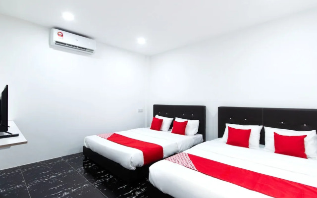 Weng Bee Guest House by OYO Rooms
