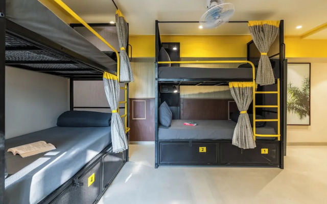 The Hosteller Mumbai, International Airport