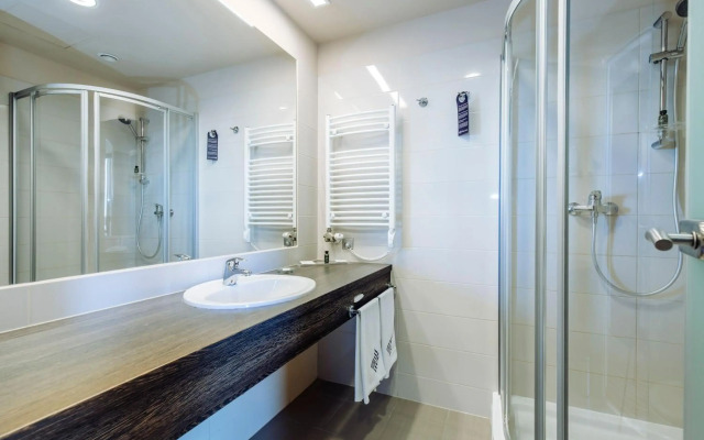 ETO Park Hotel Business & Stadium
