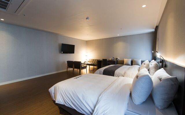 Dae Sung Kwan Hotel