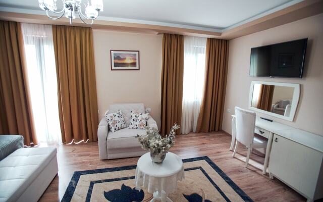 Hotel Borova