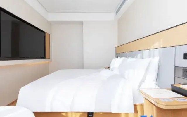 JI Hotel (Korla Lingshang Xingfu Tiandi)