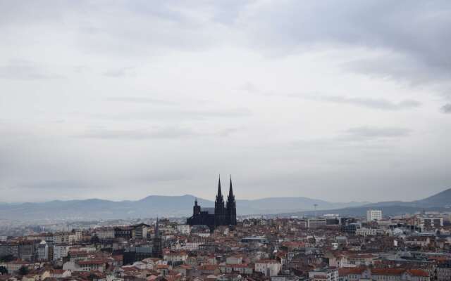 Kyriad Clermont-Ferrand-Sud-La Pardieu