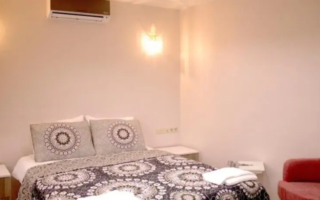 Taksim Home Suits