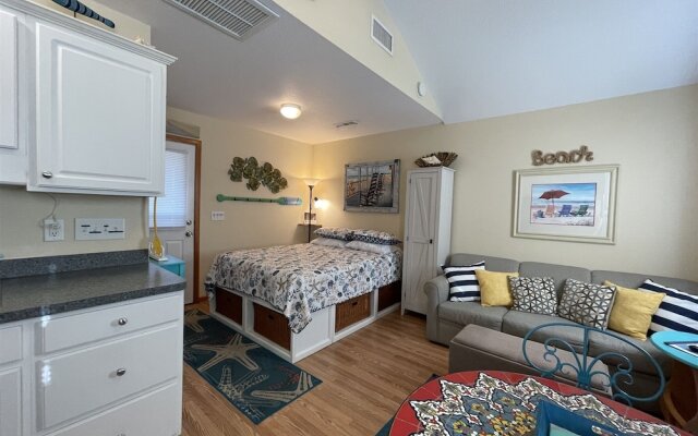 7 Safe Harbor Studio Bedroom Condo by RedAwning