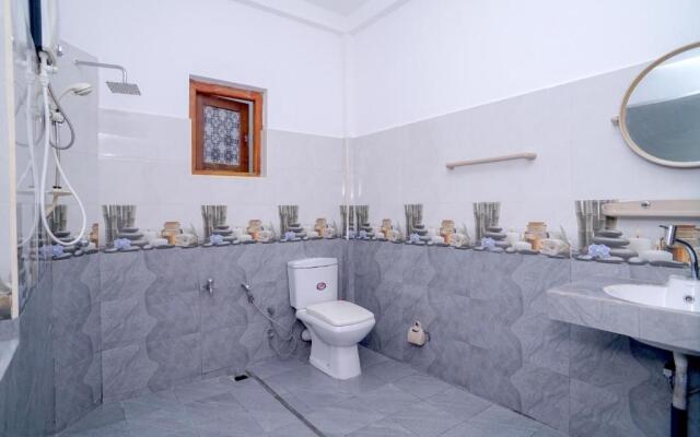 OYO 435 Moon Beach Villa