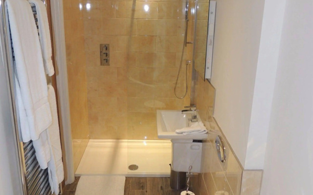 Woodlands Guest House