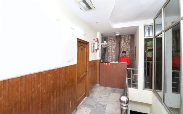 Hotel Regal 2 By OYO Rooms