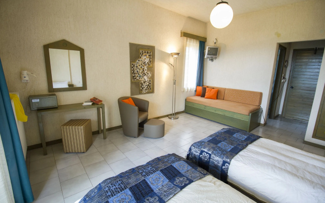 Lycasti Maisonettes