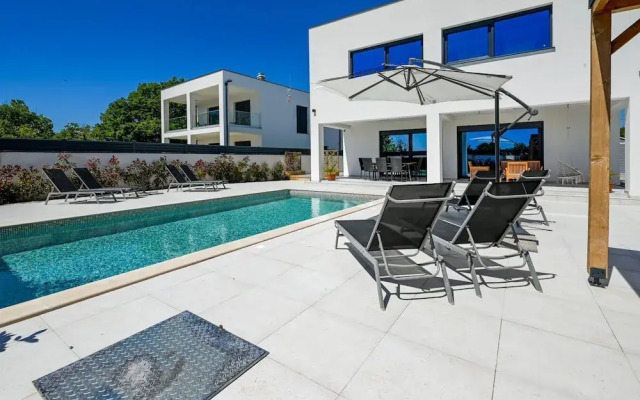 Refined and Inviting Villa in Kanfanar