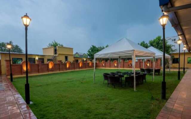 Hotel Ratnasambhava