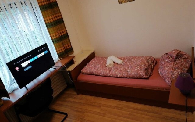 PiPaBu Restaurant & Hotel