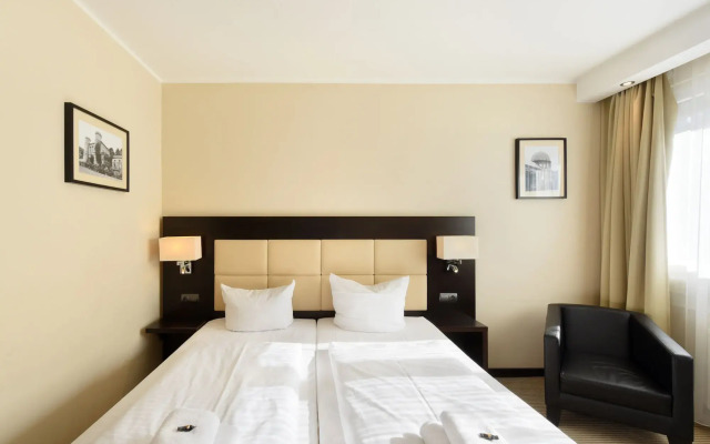 Zi Hotel & Lounge