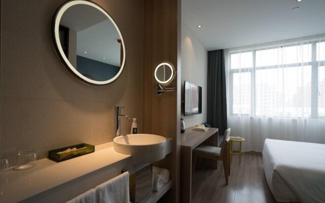Shanghai Little Lujiazui Qingju Homestay