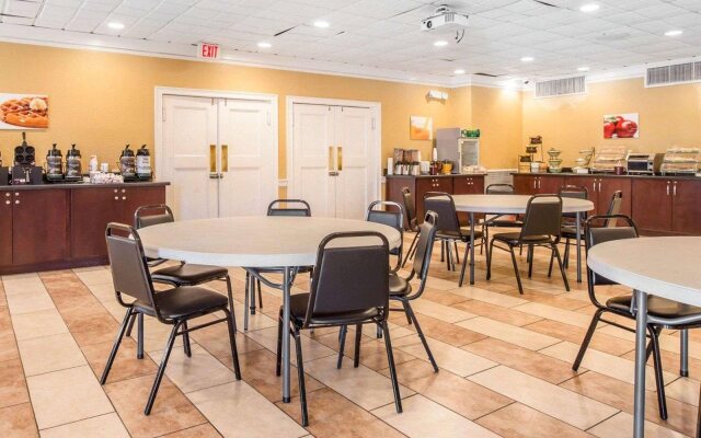 Quality Inn Richmond Hill - Savannah I-95