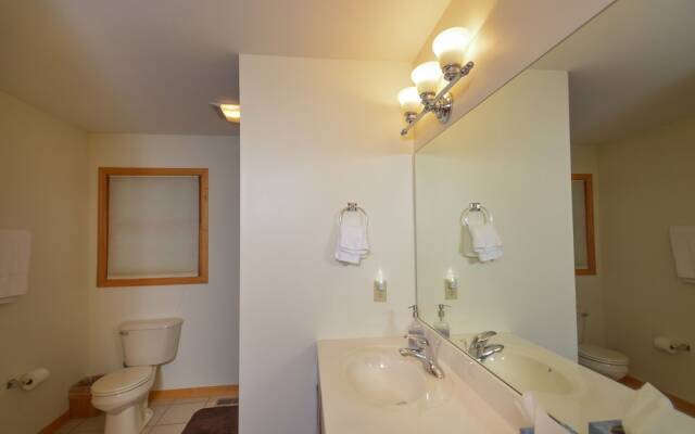 Sparky's Lodge 4 Bedroom House