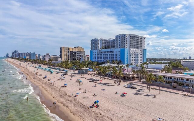 Kasa Azul 4BD 3BA Private Home Hollywood