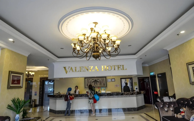 Valenza Hotel & Cafe